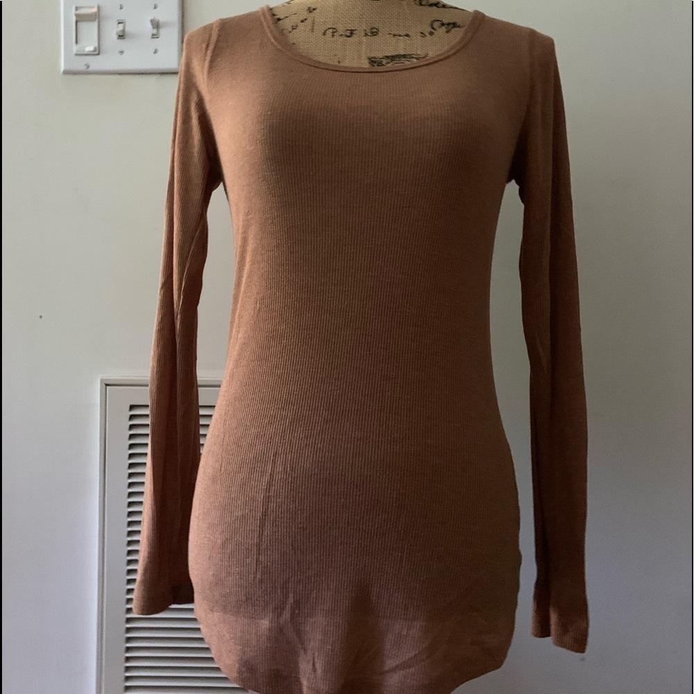 Mossimo women’s shirt size M